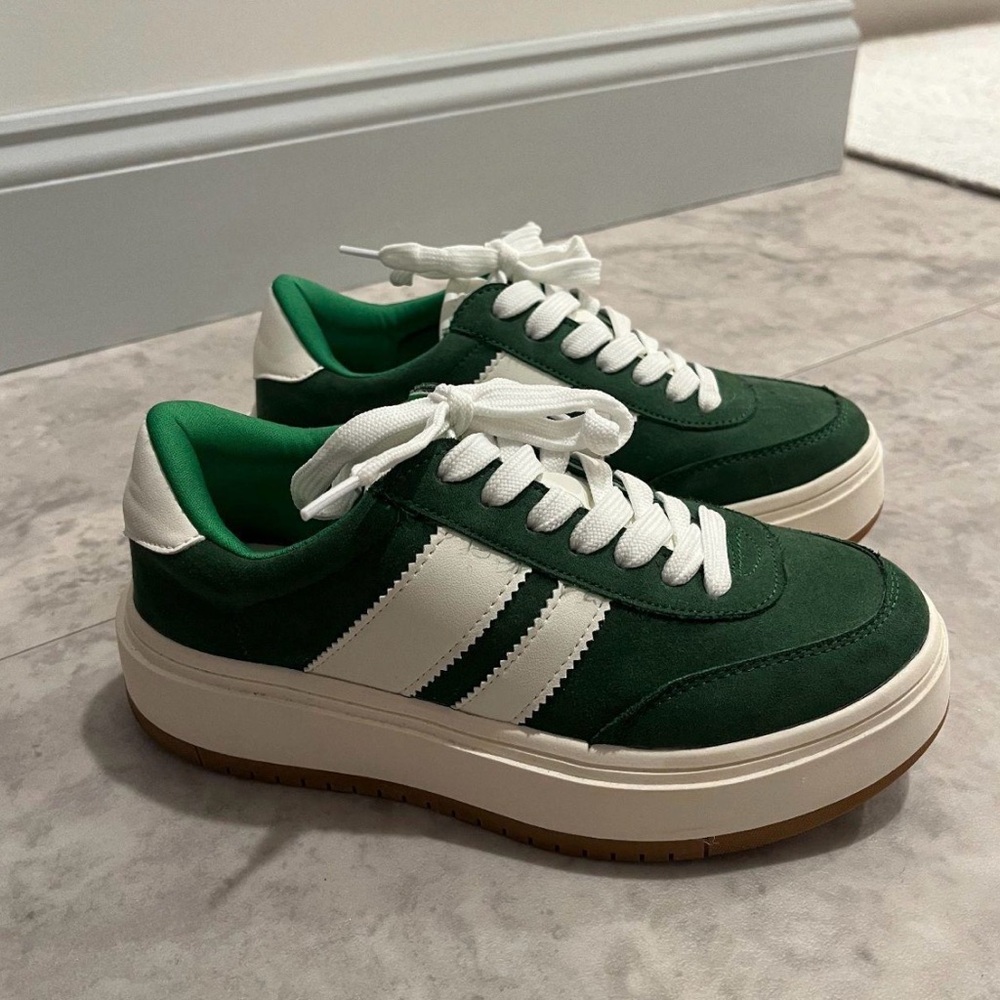 Green and White Platform Sneakers with Stripes